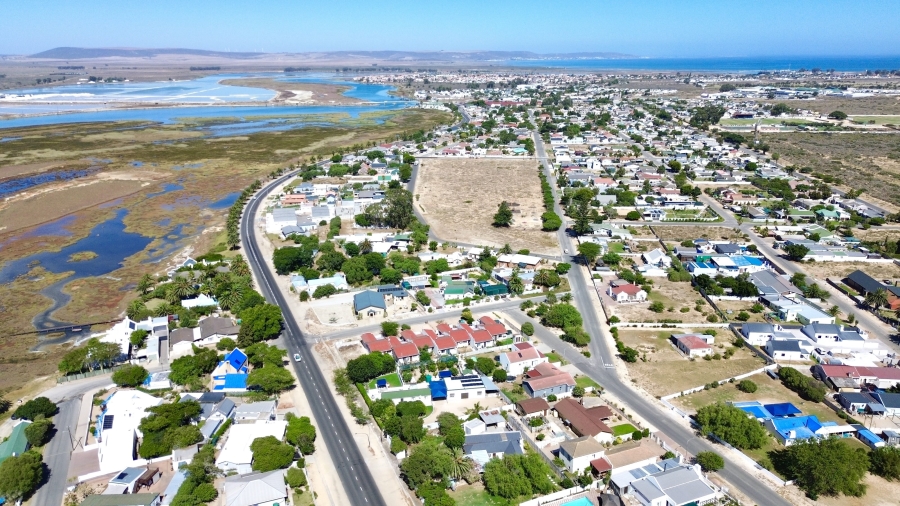 To Let 3 Bedroom Property for Rent in Laaiplek Western Cape